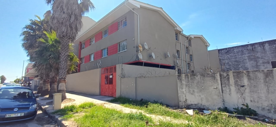 1 Bedroom Property for Sale in Quigney Eastern Cape